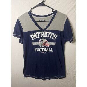 Women's Size Large New England Patriots NFL Team Apparel 1st And Fashion Shirt